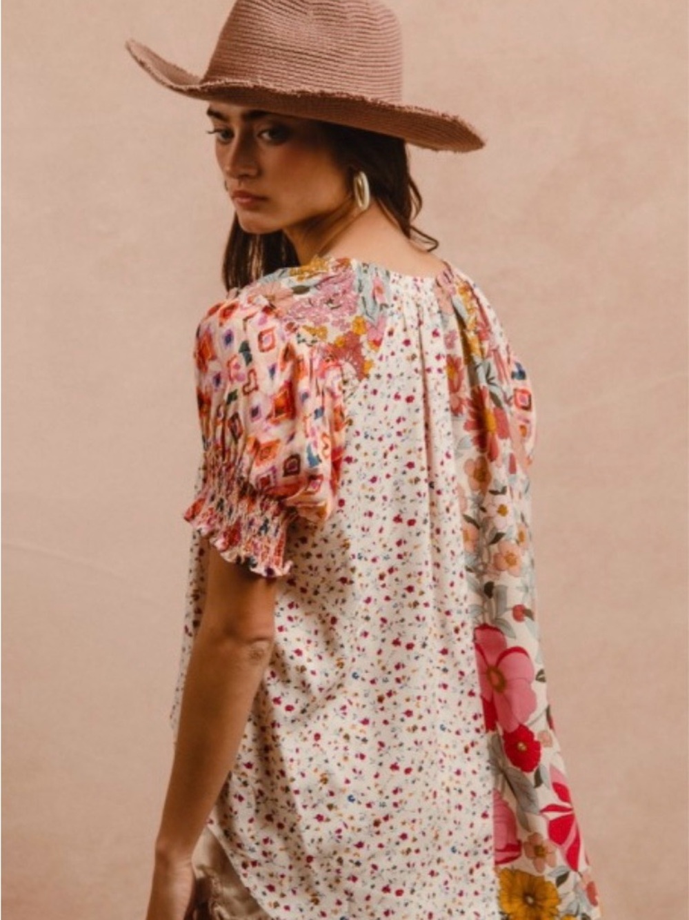 Bibi Floral Patchwork Puff-Sleeve Women's Top in Cream and Pink